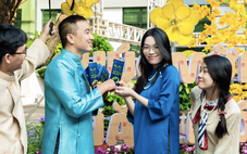 Một trường đại học ở TP.HCM thưởng Tết từ lao công đến Hiệu trưởng như nhau 10 năm liền