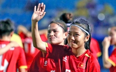 Tuyển bóng đá nữ Việt Nam: Đừng buồn nữa các em!