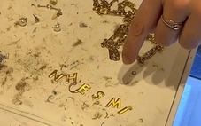 Logo bằng vàng nguyên chất khiến điều hòa đời cũ bị săn lùng tại Hàn Quốc