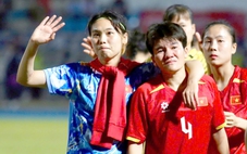 Tuyển bóng đá nữ Việt Nam: Đừng buồn nữa các em!