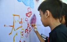 'Giáng sinh yêu thương' ở Bệnh viện Nhi Đồng 2