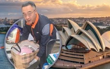 Vừa bốc vác chuyển nhà vừa nói tiếng Anh lưu loát, anh là ai?