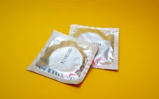 Trung Quốc đánh thuế bao cao su sau 30 năm miễn thuế