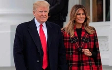 Bà Melania Trump trang trí Nhà Trắng đón Giáng sinh