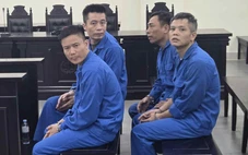 Ba cựu cán bộ công an hầu tòa vì nhận hối lộ 'tha' bốn người sử dụng ma túy trong quán karaoke