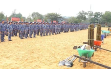 Vùng 4 Hải quân phát động 'Chiến dịch Quang Trung' xây nhà mới cho dân vùng lũ