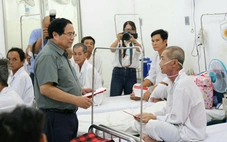 Hai máy xạ trị Thủ tướng chỉ đạo Cần Thơ mua ngay: Chậm nhất 3 tháng nữa sẽ có