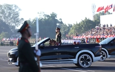 Xe VinFast xuất hiện tại lễ diễu binh, diễu hành kỷ niệm Quốc khánh Lào