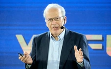 'Khẩn trương nghĩ cách sống chung với thực thể thông minh hơn con người'