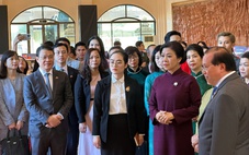 Phu nhân Ngô Phương Ly dự khai mạc Tuần phim Việt Nam tại Lào, với 6 phim trình chiếu