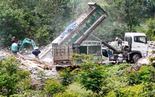 Bộ NN-MT yêu cầu xử lý nghiêm nạn đổ trộm rác thải xây dựng sau điều tra của Tuổi Trẻ
