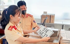 Đề xuất giảm 6 triệu đồng lệ phí cấp biển số ô tô tại Hà Nội và TP.HCM từ năm 2026