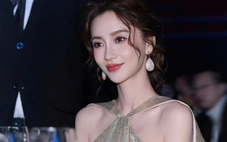 Nhan sắc Angelababy trên thảm đỏ sau 2 năm bị phong sát vì xem show thoát y