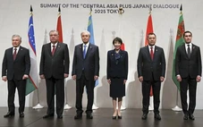 Nhật Bản và 5 nước Trung Á nhất trí phát triển tuyến vận tải không đi qua Nga