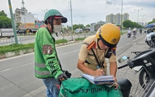 Danh sách 39 xe máy đi vào đường cấm trên đường Phạm Văn Đồng sáng 16-12 bị 'phạt nguội'