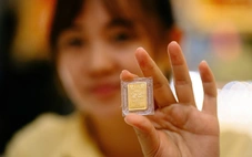 Giá vàng lập đỉnh mới, trong nước chạm mức 157,5 triệu đồng/lượng