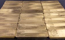 Giá vàng và giá bạc thế giới lập kỷ lục, chứng khoán Mỹ tăng điểm trước lễ Giáng sinh