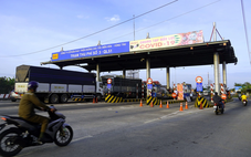 Trạm thu phí BOT quốc lộ 51 có nguy cơ sập, BVEC dùng dằng, Sở Xây dựng TP.HCM buộc tháo dỡ ngay