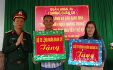 Quân đoàn 34 bàn giao 2 căn nhà cho người dân Gia Lai
