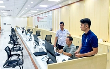 Bên trong Trung tâm Phục vụ hành chính công TP.HCM trước ngày chính thức tiếp nhận hồ sơ