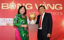 Lễ trao giải Quả bóng vàng Việt Nam 2025: Tuyết Dung nhận giải thưởng cống hiến