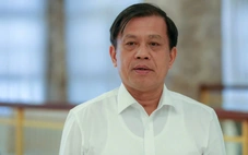 Thu giữ 25 phong bì in tên doanh nghiệp khi khám xét nơi làm việc của cựu thứ trưởng