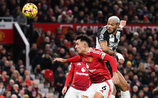 Giáng sinh lại khắc nghiệt với Premier League
