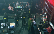 Công an 'đột kích' quán bar Maybach và Qlounge 135 ở Ninh Bình phát hiện 30 người dương tính ma túy