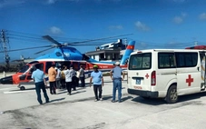 Người dân đảo Phú Quý chi gần 500 triệu đồng thuê trực thăng đưa bệnh nhân vào đất liền