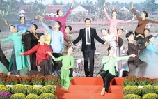 Người dân xúc động xem show thực cảnh tái hiện làng hoa Sa Đéc trăm năm tuổi