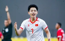 U22 Việt Nam - U22 Lào (hiệp 2) 2-1: Đình Bắc lập cú đúp với bàn thắng gây tranh cãi