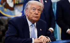 Ông Trump: Mỹ sẽ 'sớm' càn quét các băng đảng ma túy, không chỉ ở Venezuela