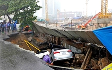 ‘Hố tử thần’ xuất hiện giữa trung tâm Đà Nẵng, ‘nuốt’ 2 ô tô