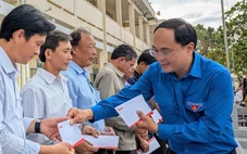 San sẻ cùng thầy trò vùng bão lũ Gia Lai