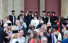 Nhiều đại học Anh tư vấn nghề nghiệp trọn đời cho cựu sinh viên 40-50 tuổi