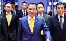 Tỉ phú Phạm Nhật Vượng, 2 con trai cùng dàn khách VIP tại đêm trao giải thưởng VinFuture