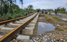 Công bố tình huống khẩn cấp về thiên tai với đường sắt qua miền Trung