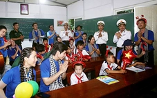 Từ lớp học '4 không' nơi đảo Hòn Chuối, những ước mơ bay lên