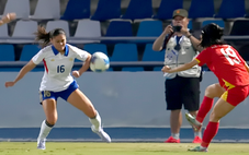 Tình huống gây tranh cãi khi tuyển nữ Việt Nam không được hưởng phạt đền