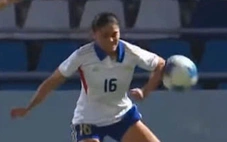 Tình huống gây tranh cãi khi tuyển nữ Việt Nam không được hưởng phạt đền