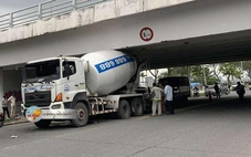 Cầu Tiên Sơn liên tục 'sứt đầu mẻ trán' vì xe quá khổ mắc kẹt dưới gầm cầu