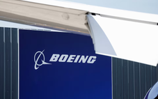 CEO Boeing khen ông Musk thông minh, giúp thúc đẩy tiến độ bàn giao Air Force One cho ông Trump