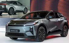 Bất ngờ có bản thuần điện Toyota C-HR+ hút người dùng độc thân