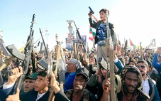 Mỹ tìm diệt Houthi, Biển Đỏ dậy sóng