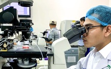 Để giữ chân các nhà khoa học tài năng