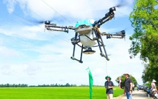 Bộ Quốc phòng đề xuất cấm người có nồng độ cồn 'lái' drone