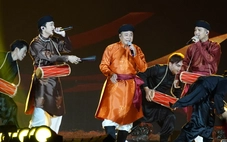 Concert Anh trai vượt ngàn chông gai: 'Thủng nóc, bay trần, tung trời đất'