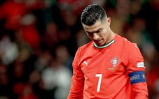 Dân mạng châm biếm Ronaldo vì quả phạt đền 'tệ nhất lịch sử'