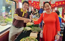 Hào hứng trên chuyến tàu hỏa 'Về miền đất võ'