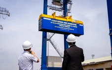 Lần đầu Việt Nam sản xuất cẩu RTG Hybrid, Tân Cảng Cát Lái chính thức vận hành